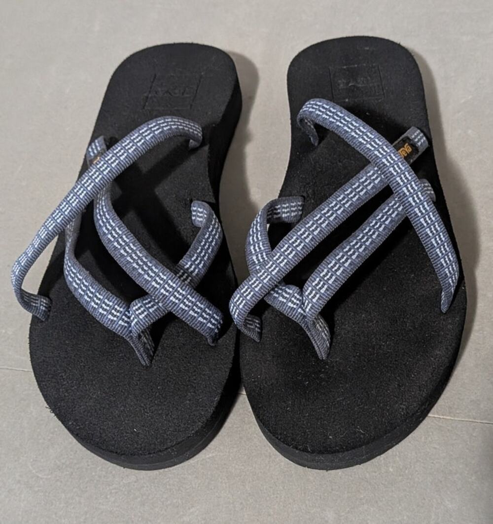 Teva Mush Olawahu Thong Sandals Gray Blue Flip Flops Women's US 7 EUC Casual